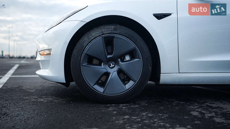 Седан Tesla Model 3 2022 в Львове фото 8 Седан Tesla Model 3 2022 в Львове