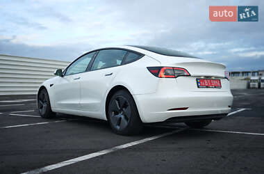 Седан Tesla Model 3 2022 в Львові