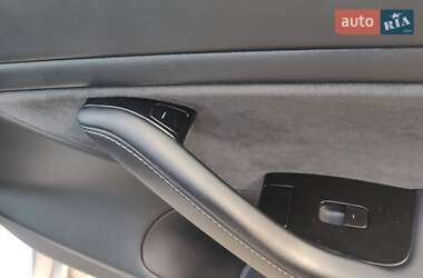 Седан Tesla Model 3 2018 в 