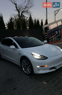 Седан Tesla Model 3 2018 в Білій Церкві
