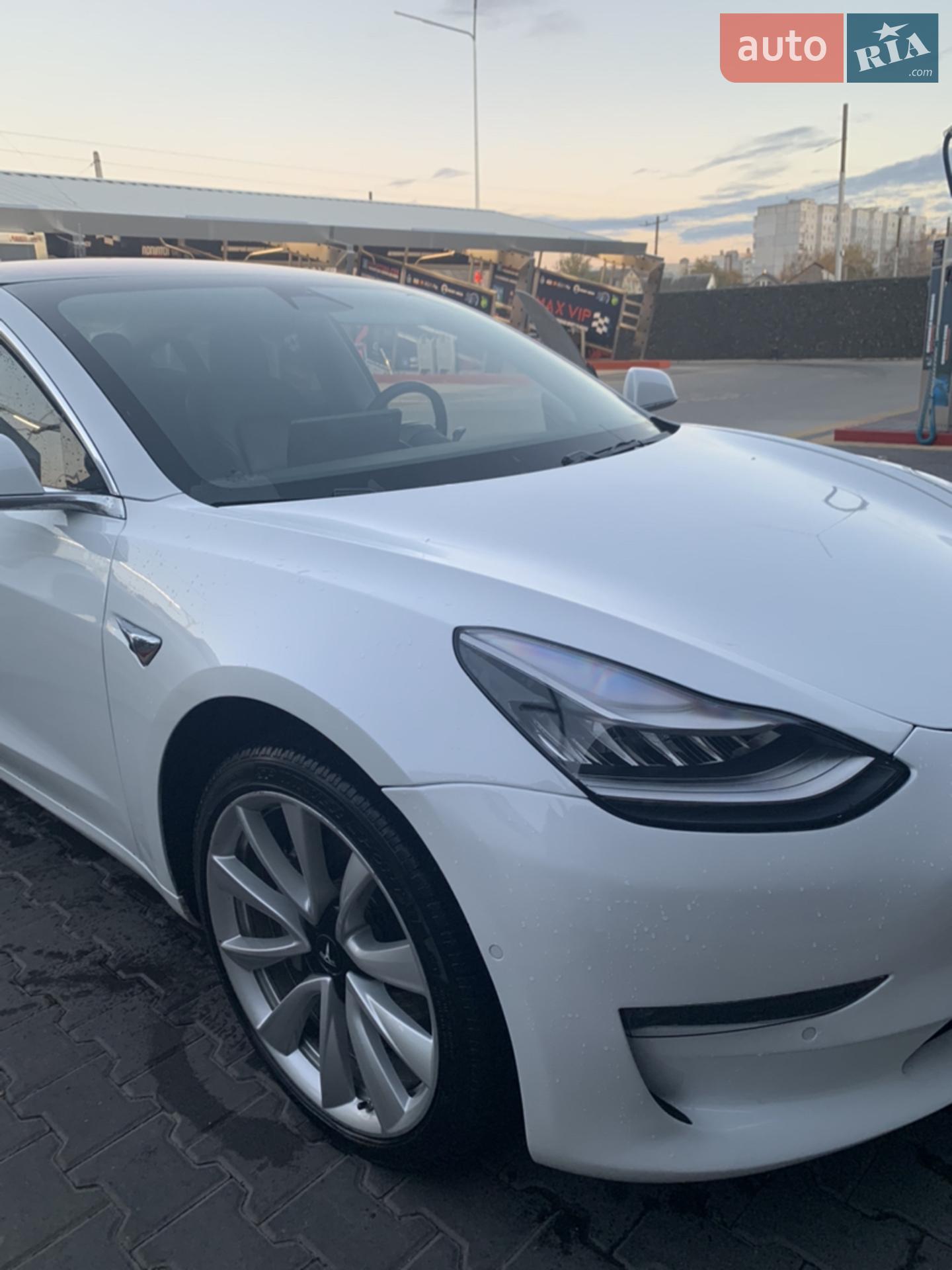 2018 Tesla Model 3 - мініатюра 10
