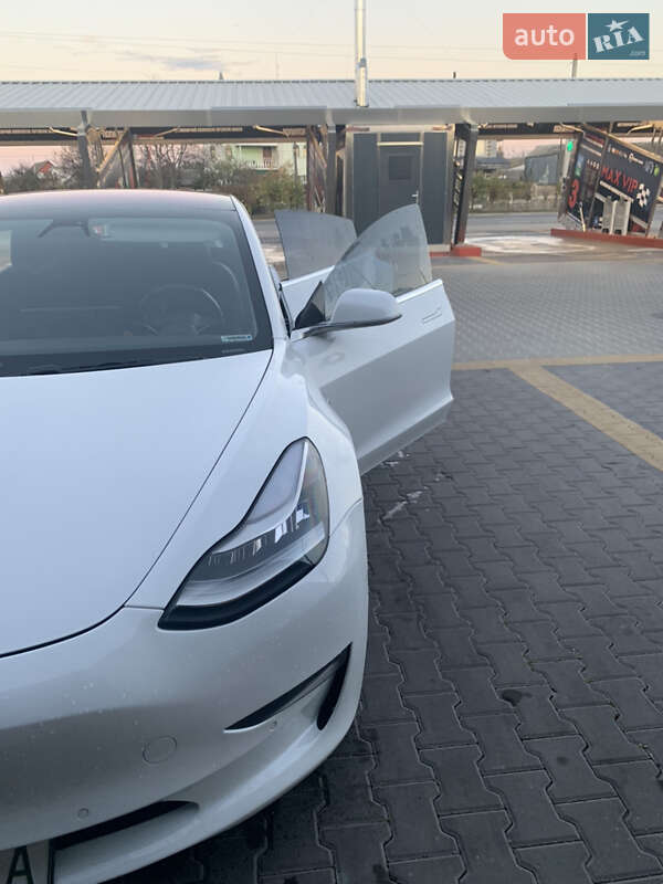 Седан Tesla Model 3 2018 в Белой Церкви фото 11 Седан Tesla Model 3 2018 в Белой Церкви