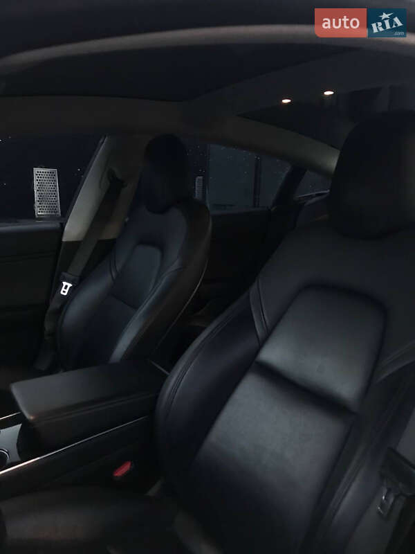 Седан Tesla Model 3 2018 в Белой Церкви фото 19 Седан Tesla Model 3 2018 в Белой Церкви