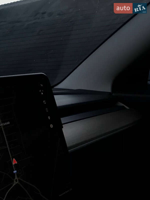 Седан Tesla Model 3 2018 в Білій Церкві