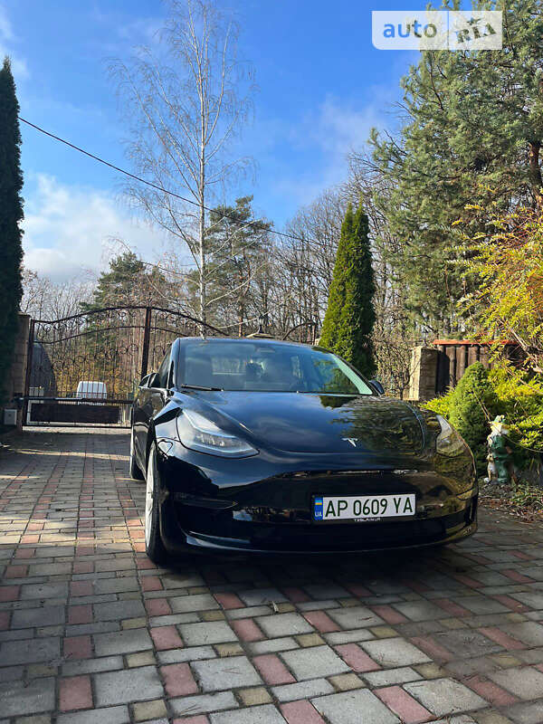 Седан Tesla Model 3 2018 в Запорожье