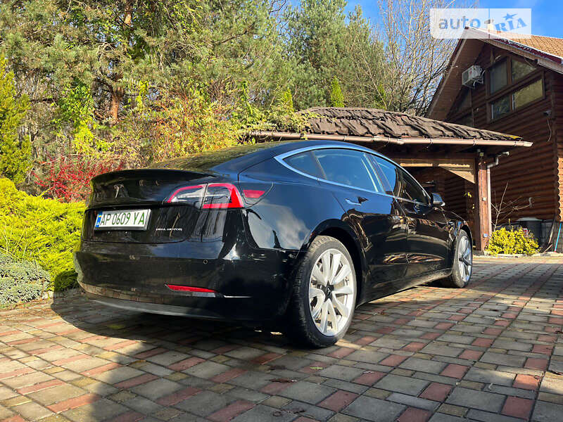 Седан Tesla Model 3 2018 в Запорожье