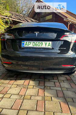 Седан Tesla Model 3 2018 в 