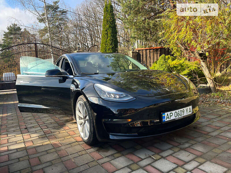 Седан Tesla Model 3 2018 в Запорожье