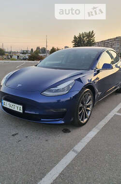 Седан Tesla Model 3 2019 в Броварах