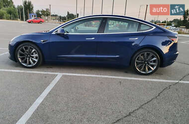 Седан Tesla Model 3 2019 в Броварах