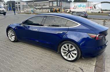 Седан Tesla Model 3 2018 в Тернополі