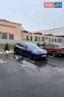 Седан Tesla Model 3 2020 в Полтаве