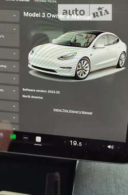 Седан Tesla Model 3 2018 в Киеве