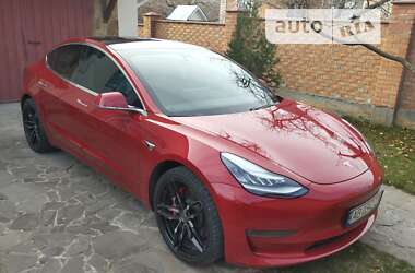 Седан Tesla Model 3 2018 в Виннице