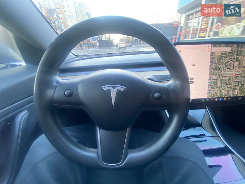 Седан Tesla Model 3 2018 в Харькове