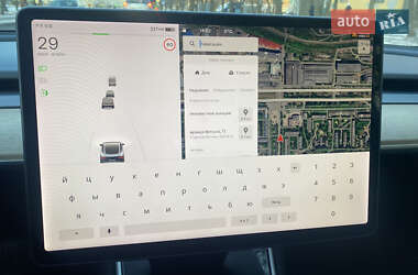Седан Tesla Model 3 2018 в 