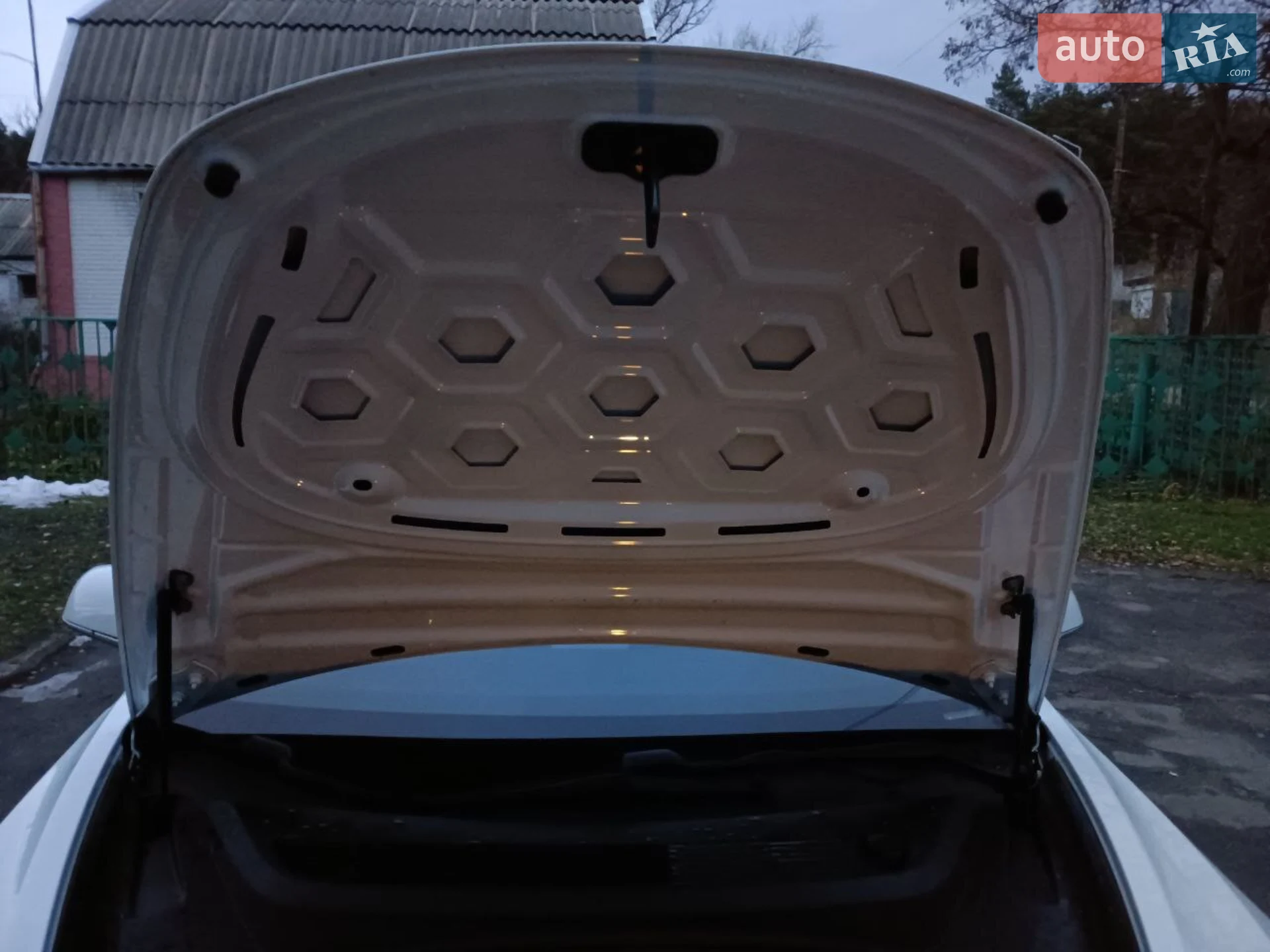 2019 Tesla Model 3 - мініатюра 8