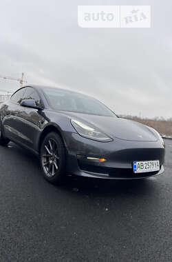 Седан Tesla Model 3 2021 в Вінниці