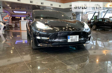 Седан Tesla Model 3 2018 в 