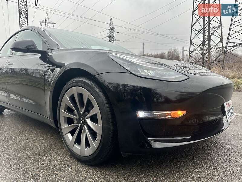 Седан Tesla Model 3 2023 в Запорожье