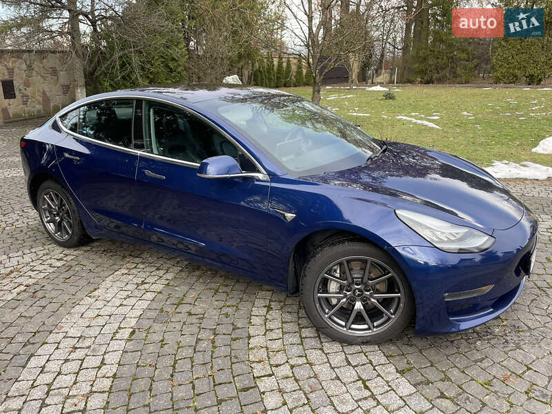 Седан Tesla Model 3 2018 в Львове фото 5 Седан Tesla Model 3 2018 в Львове