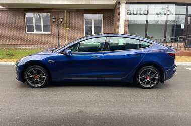 Седан Tesla Model 3 2020 в Запоріжжі фото 2 Седан Tesla Model 3 2020 в Запоріжжі