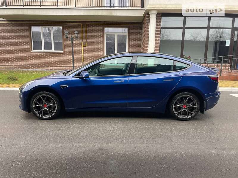 Седан Tesla Model 3 2020 в Запорожье