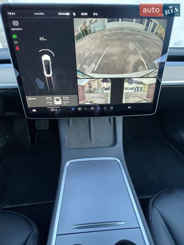 Седан Tesla Model 3 2022 в Івано-Франківську