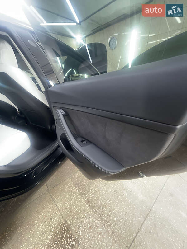 Седан Tesla Model 3 2022 в Киеве фото 53 Седан Tesla Model 3 2022 в Киеве