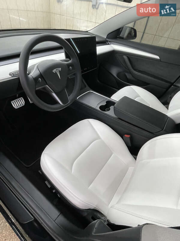Седан Tesla Model 3 2022 в Киеве фото 56 Седан Tesla Model 3 2022 в Киеве
