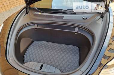 Седан Tesla Model 3 2018 в 