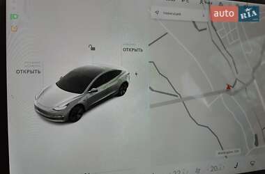 Седан Tesla Model 3 2018 в 