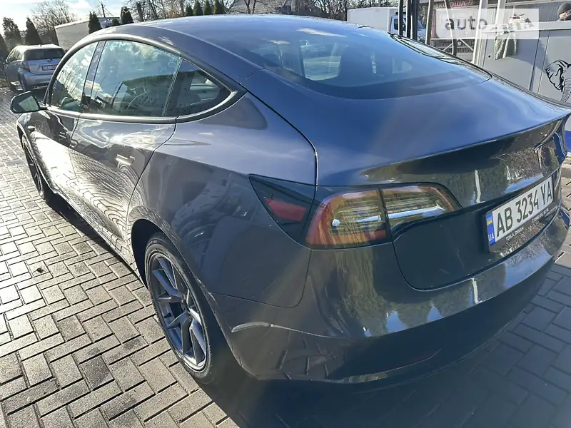 Tesla Model 3 2022 VIN 5YJ3E1EA9PF430434 фото оголошення 9 з 59