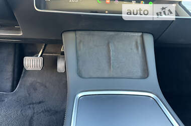 Седан Tesla Model 3 2022 в Виннице