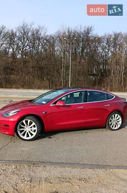 Седан Tesla Model 3 2018 в Днепре