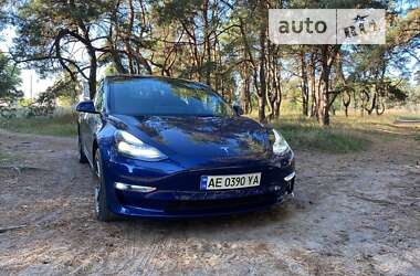 Седан Tesla Model 3 2022 в Дніпрі