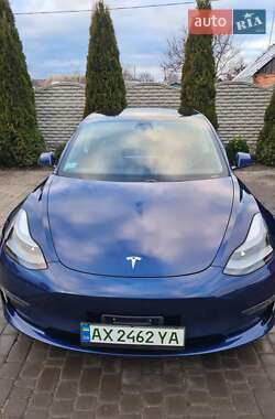 Седан Tesla Model 3 2021 в Харькове Седан Tesla Model 3 2021 в Харькове