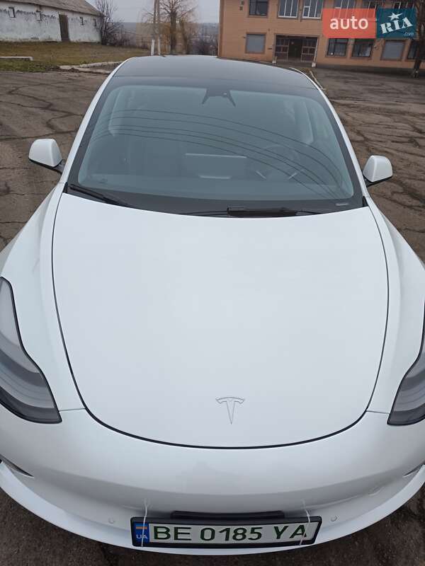 Седан Tesla Model 3 2022 в Одесі