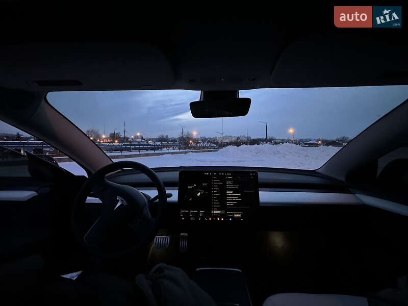 Седан Tesla Model 3 2022 в Києві фото 10 Седан Tesla Model 3 2022 в Києві