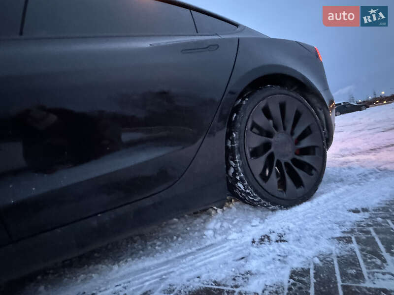 Седан Tesla Model 3 2022 в Києві фото 15 Седан Tesla Model 3 2022 в Києві