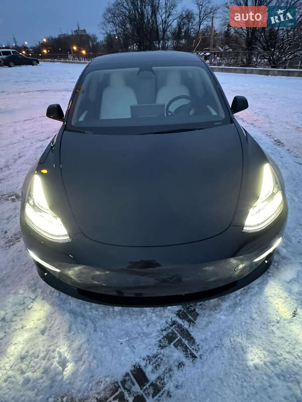 Седан Tesla Model 3 2022 в Києві фото 17 Седан Tesla Model 3 2022 в Києві