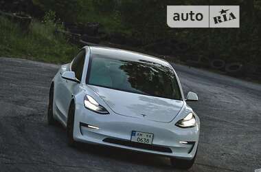 tesla model-3 2020 в Київ від професійного продавця Александр