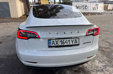 Седан Tesla Model 3 2022 в Харькове