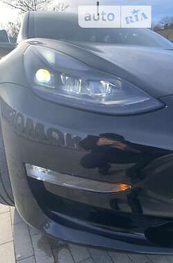 Седан Tesla Model 3 2019 в Одессе
