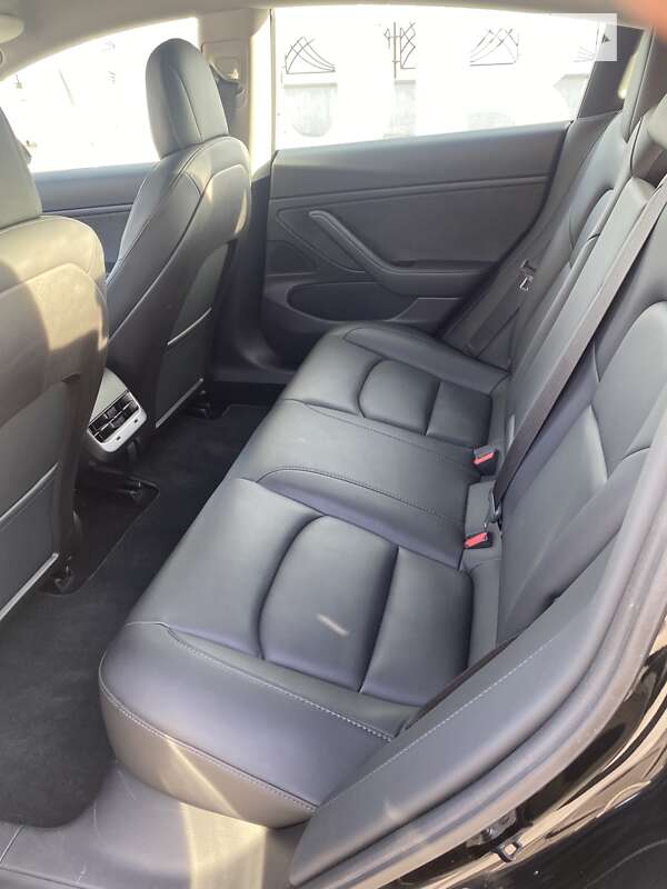 Седан Tesla Model 3 2019 в Одесі фото 50 Седан Tesla Model 3 2019 в Одесі