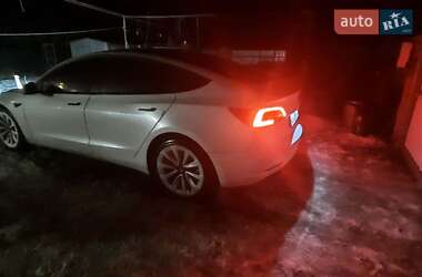 Седан Tesla Model 3 2022 в Полтаве