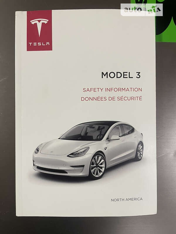 Седан Tesla Model 3 2019 в Николаеве