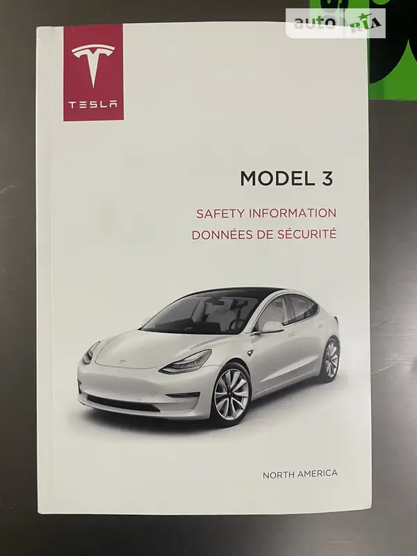 Седан Tesla Model 3 2019 в Николаеве документ