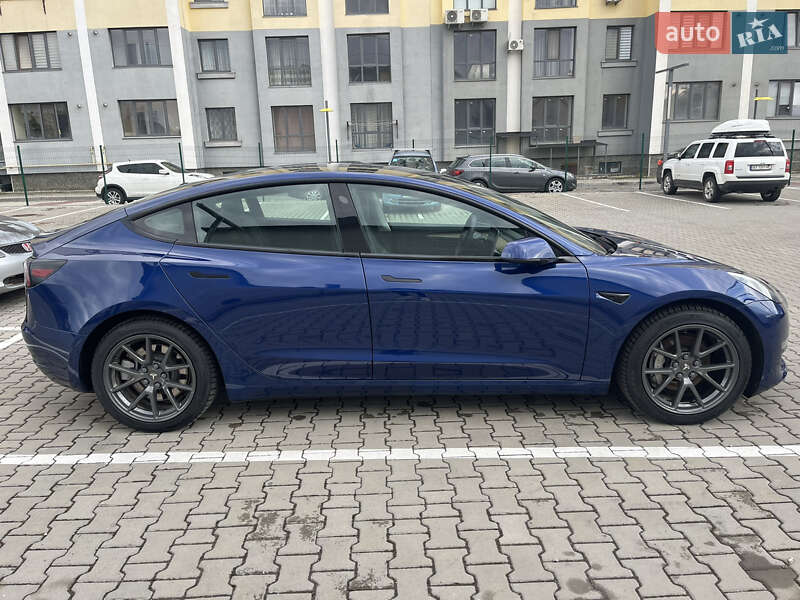Седан Tesla Model 3 2021 в Івано-Франківську фото 10 Седан Tesla Model 3 2021 в Івано-Франківську