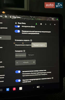 Седан Tesla Model 3 2021 в Луцке